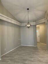 70 Moonlight Village Ln in Henderson, NV - Building Photo - Building Photo