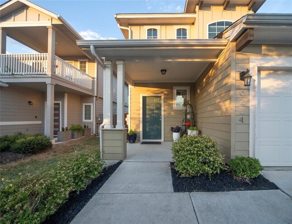 6224 Mary Lewis Dr in Austin, TX - Building Photo