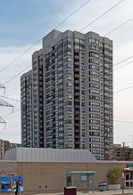 Vogue Condominiums in Toronto, ON - Building Photo - Building Photo