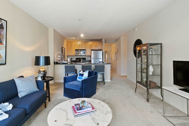 property at 318 N Desplaines St