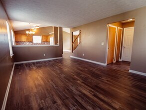 310 Imperial Dr in Hamilton, OH - Building Photo - Building Photo