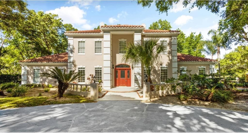 3302 Butler Bay Dr N in Windermere, FL - Building Photo