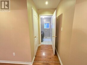 181 Brisdale Dr in Brampton, ON - Building Photo - Building Photo