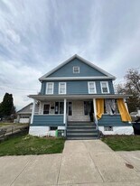 165-167 1st St in Hudson, PA - Building Photo