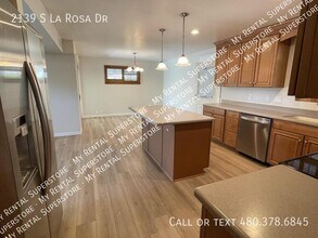 2139 S La Rosa Dr in Tempe, AZ - Building Photo - Building Photo