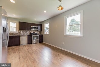 6055 Dawn Dr in Prince Frederick, MD - Building Photo - Building Photo