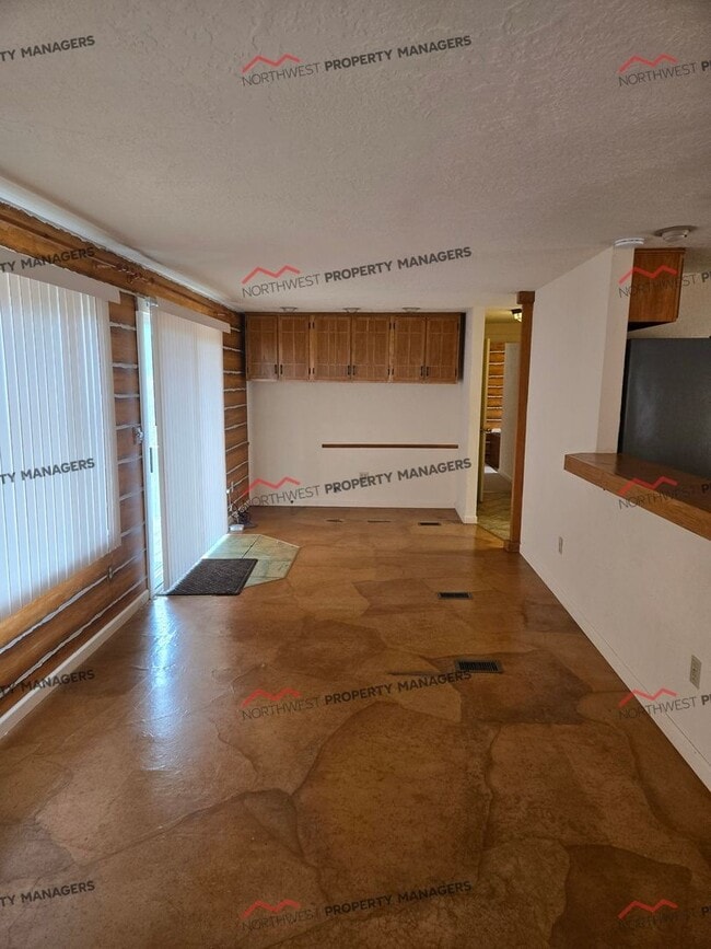 389 Collins Rd in Toledo, WA - Building Photo - Building Photo