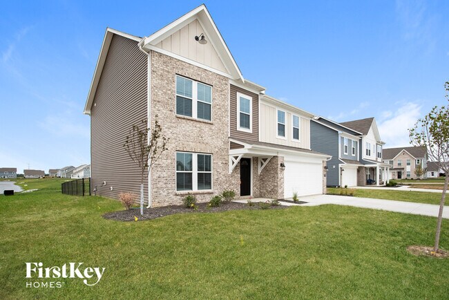 6292 N Woodhaven Dr in McCordsville, IN - Building Photo - Building Photo