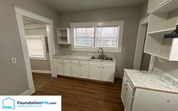 699 Chelsea Ave in Memphis, TN - Building Photo - Building Photo