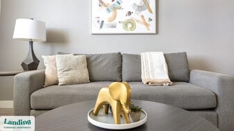 10000 W Missouri Ave in Glendale, AZ - Building Photo