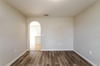 517 Ridges Dr in Dundee, FL - Building Photo - Building Photo