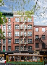 196 Elizabeth St in New York, NY - Building Photo - Building Photo