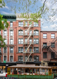 196 Elizabeth St in New York, NY - Foto de edificio - Building Photo