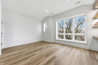 861 E 63rd Pl in Chicago, IL - Building Photo - Building Photo