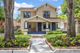 1419 Kipling St in Houston, TX - Building Photo