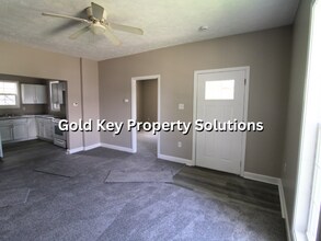 802 E 21st St in Anderson, IN - Building Photo - Building Photo