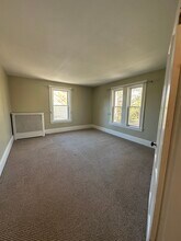 7 Bell Ave in Exeter, NH - Foto de edificio - Building Photo