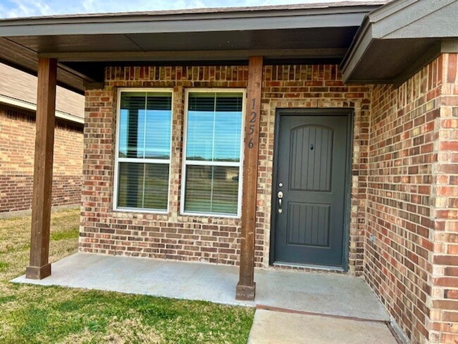 property at 1256 Trailside Dr