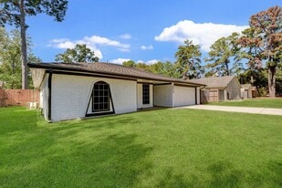 18015 Woodgum Dr in Spring, TX - Building Photo