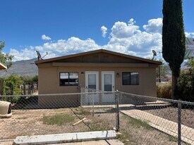 106 New York in Alamogordo, NM - Building Photo