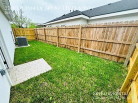 11003 N 36th Ln in McAllen, TX - Building Photo