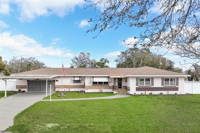 property at 1369 Whitacre Dr