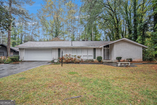 property at 3382 Bobolink Cir SW