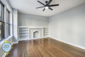 1020 E Hyde Park Blvd in Chicago, IL - Building Photo - Building Photo
