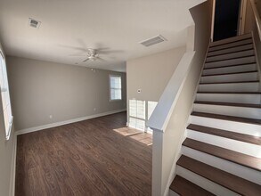 137 Diver Dr in Lexington, NC - Building Photo - Building Photo