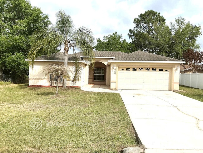 property at 627 Parakeet Ct