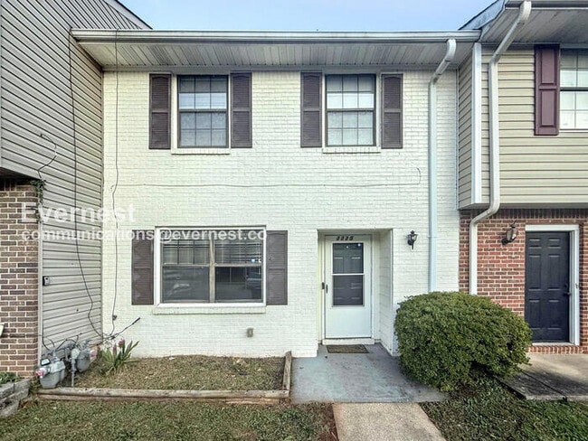 property at 2225 Cheshire Dr
