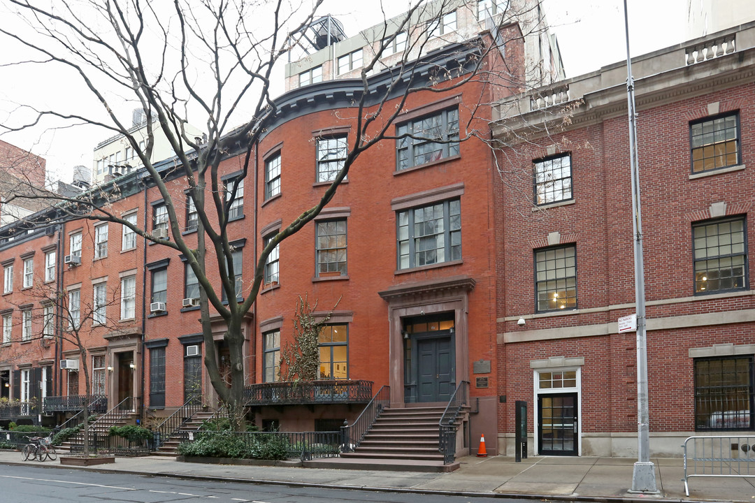 17 W House Apartments in New York, NY - Foto de edificio