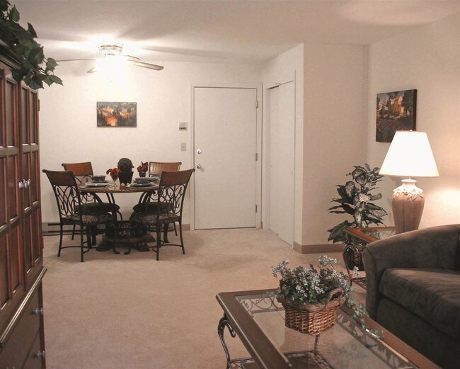 167 Eastern Ave-Unit -101 in Manchester, NH - Building Photo - Building Photo