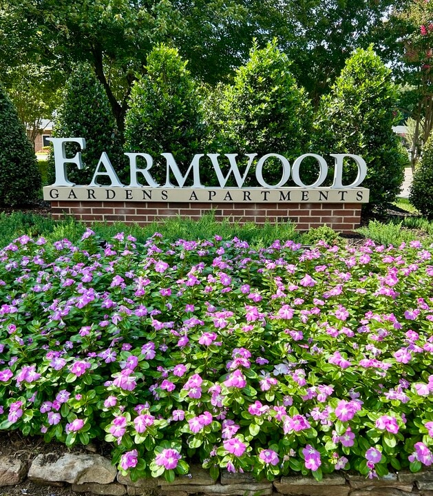 Farmwood Gardens in Kernersville, NC - Building Photo