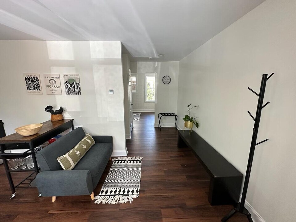 320 Shaw St in Greenville, SC - Building Photo