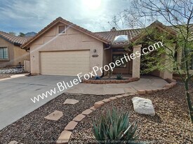 1560 E Sonoran Desert Dr in Tucson, AZ - Building Photo