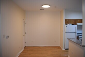 815 Dominick Ct in South Plainfield, NJ - Building Photo - Building Photo