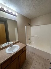 103 E Pintail Dr in Ozark, MO - Building Photo - Building Photo