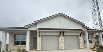 8901 Ash Rd in Killeen, TX - Building Photo