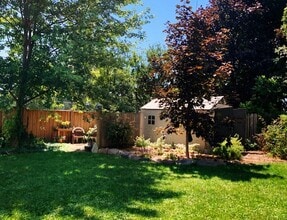 277-277 Lakeview Ct in Cobourg, ON - Building Photo - Building Photo