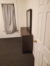 636 E 230th St, Unit Unit # 1 in Bronx, NY - Building Photo - Building Photo