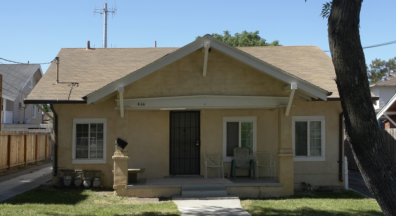 63 W 11th St in Pittsburg, CA - Building Photo