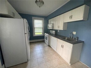 13 Cherry Ave in Cornwall On Hudson, NY - Building Photo - Building Photo