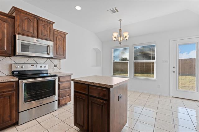4013 Winter Springs Dr in Fort Worth, TX - Building Photo - Building Photo