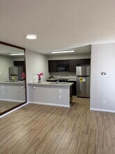 10001 Westpark Dr in Houston, TX - Building Photo - Building Photo