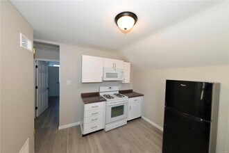 1517 Waverly St, Unit 417 in St. Charles, MO - Building Photo - Building Photo