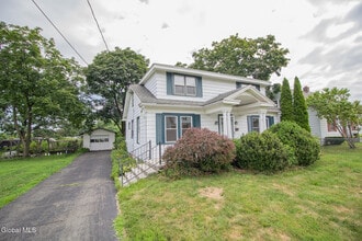 50 New York Ave in Rensselaer, NY - Building Photo - Building Photo