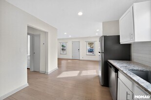 4325 S Cherokee St in Englewood, CO - Building Photo