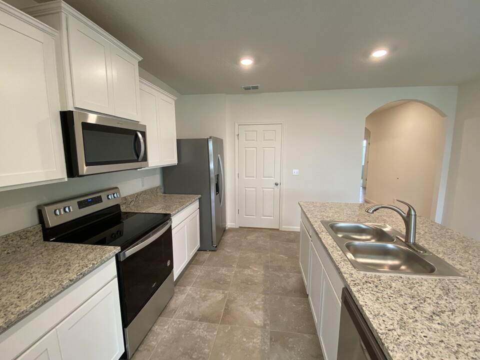 10789 SW Cremona Way in Port St. Lucie, FL - Building Photo