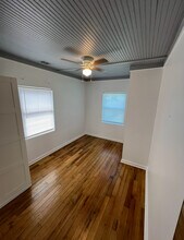 412 Riverside Dr in Tarpon Springs, FL - Building Photo - Building Photo